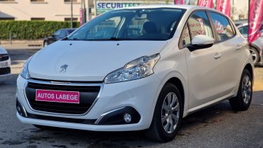 PEUGEOT 208 2019