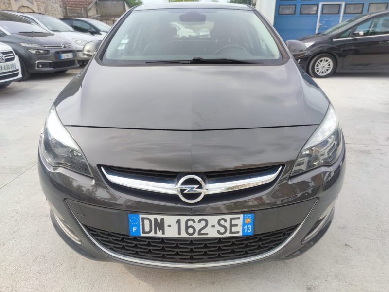 OPEL ASTRA J GTC 2013