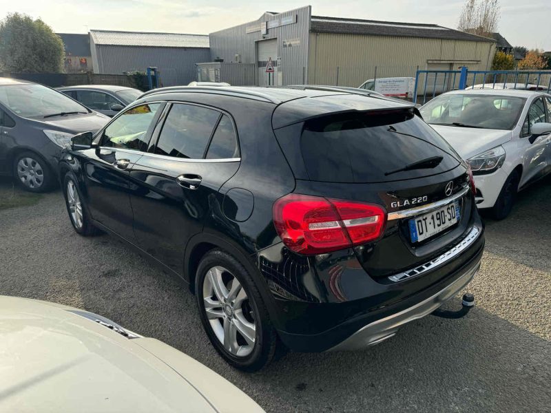 MERCEDES CLASSE GLA 220 CDI 170 