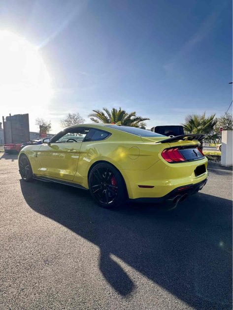 FORD MUSTANG  SHELBY GT500 5.2L V8 SUPERCHARGED 771CV