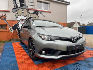 TOYOTA AURIS 2017  1.2 (116Cv)