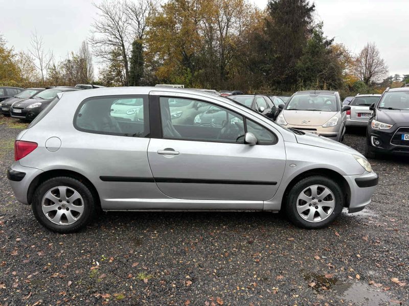 PEUGEOT 307 2001