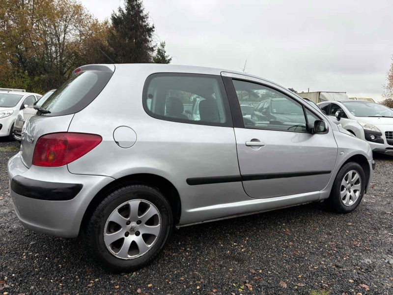 PEUGEOT 307 2001