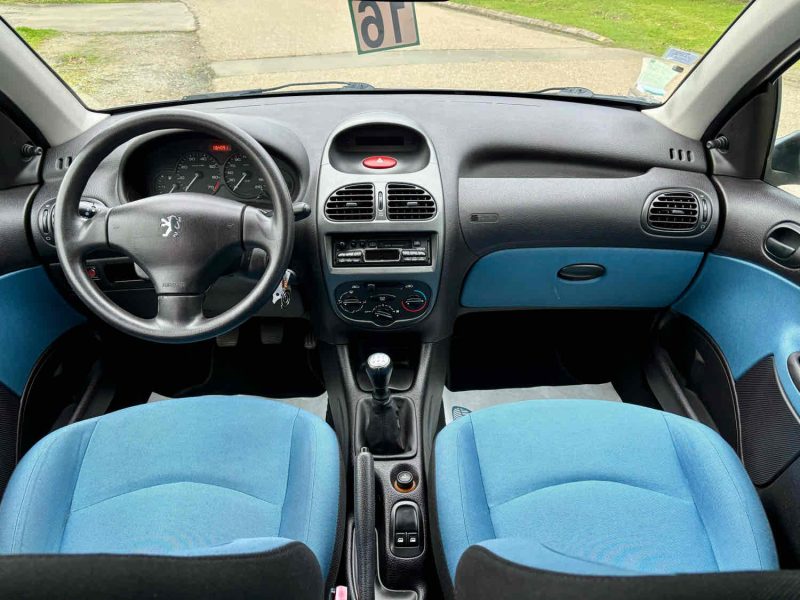 PEUGEOT 206 1.1I X LINE