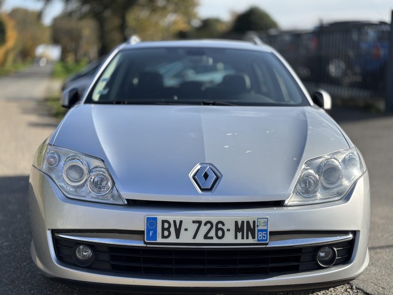 RENAULT LAGUNA ESTATE III 2.0 DCI 130 DYNAMIQUE