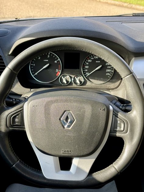 RENAULT LAGUNA ESTATE III 2.0 DCI 130 DYNAMIQUE