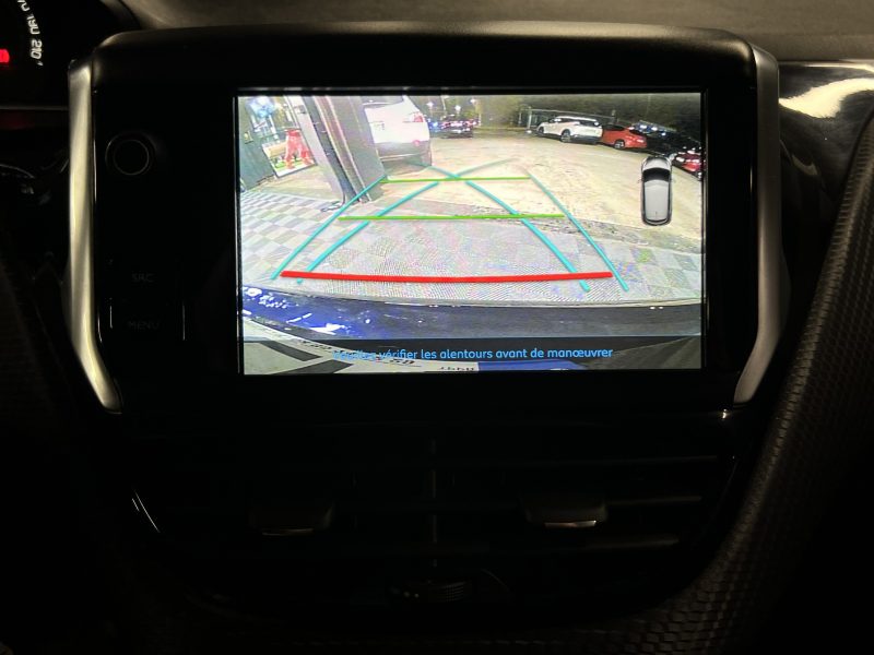 PEUGEOT 208 PHASE 2 SIGNATURE 1.2 82 APPLE CARPLAY & ANDROID CAMERA RECUL CRIT AIR 1 - GARANTIE 1 AN