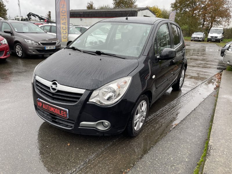 OPEL AGILA 2012