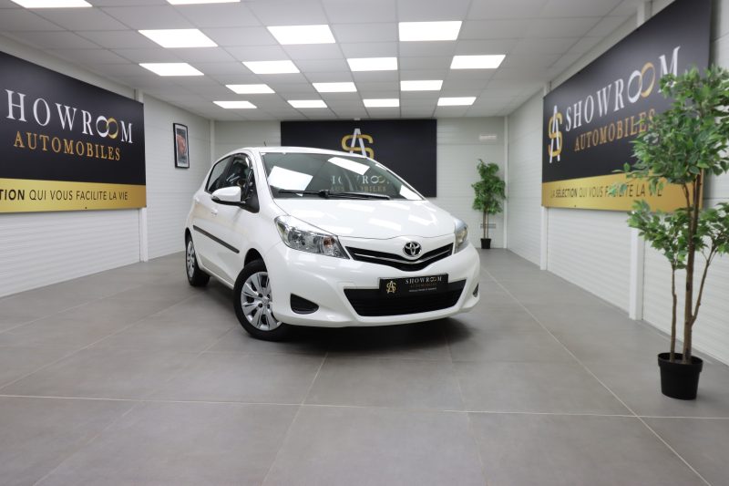 TOYOTA YARIS 2012