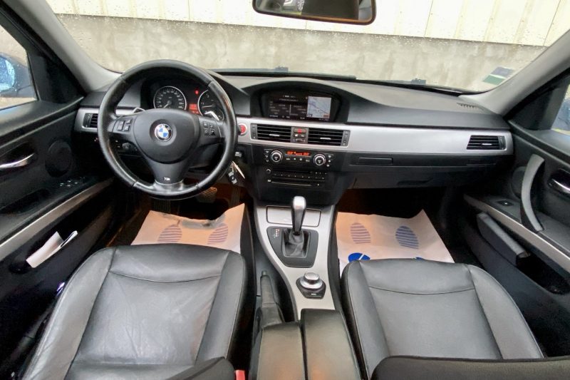 B.M.W. SERIE 3 E90 330d 231 luxe BA