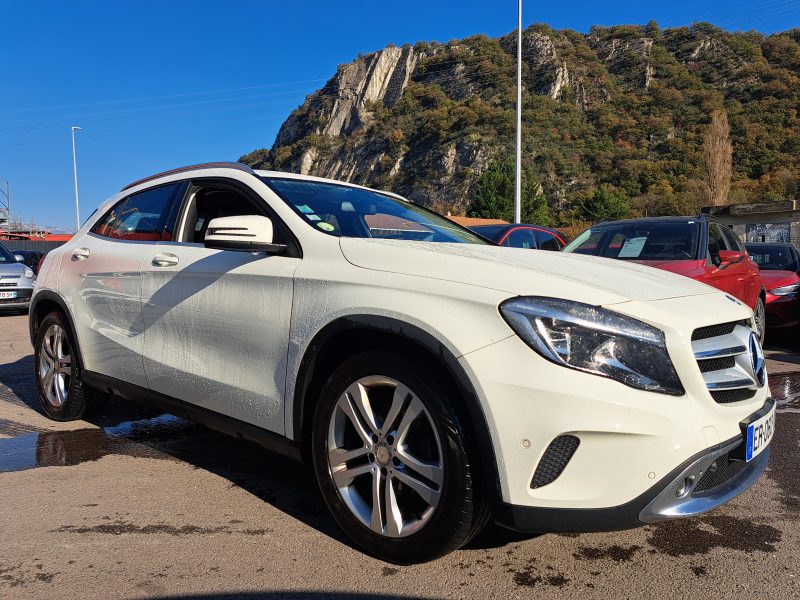 MERCEDES-BENZ CLASSE GLA 2016