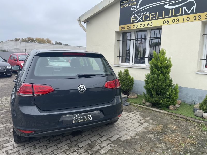 VOLKSWAGEN GOLF 7 2013