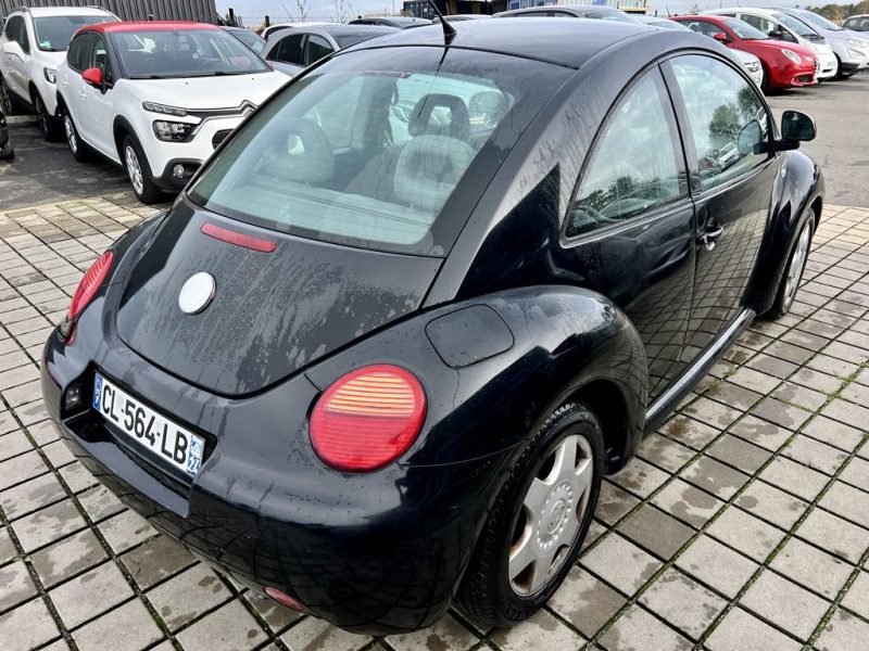 VOLKSWAGEN NEW BEETLE  2.0 115CH