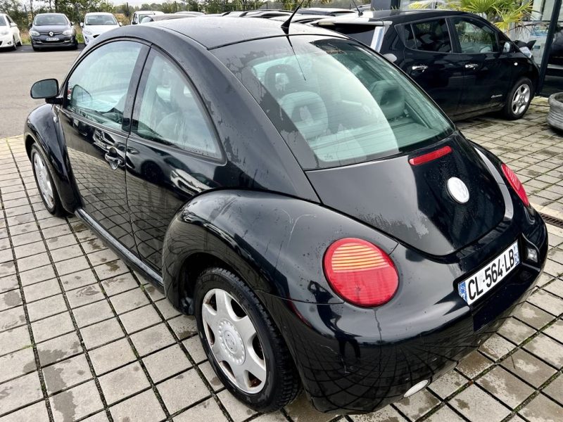 VOLKSWAGEN NEW BEETLE  2.0 115CH