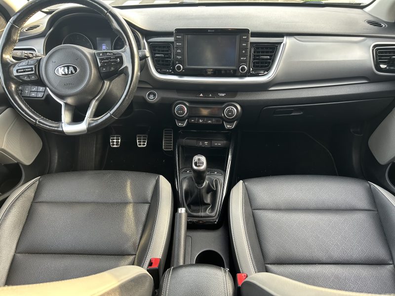 KIA STONIC 2018 