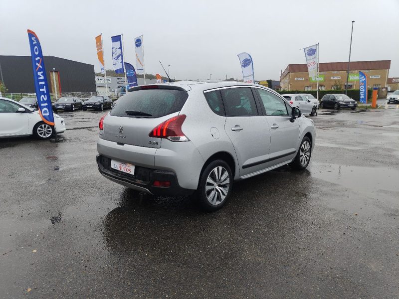 PEUGEOT 3008 1.6 HDi 120cv BLUE HDI ALLURE