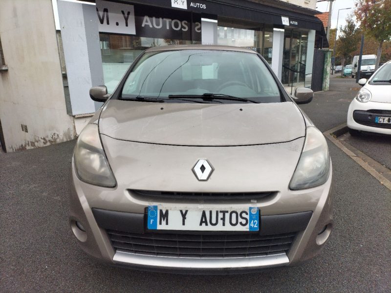 RENAULT CLIO 2010