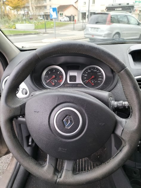 RENAULT CLIO 2010