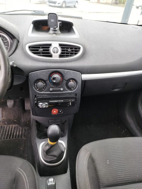 RENAULT CLIO 2010