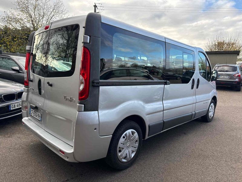 RENAULT TRAFIC  2012