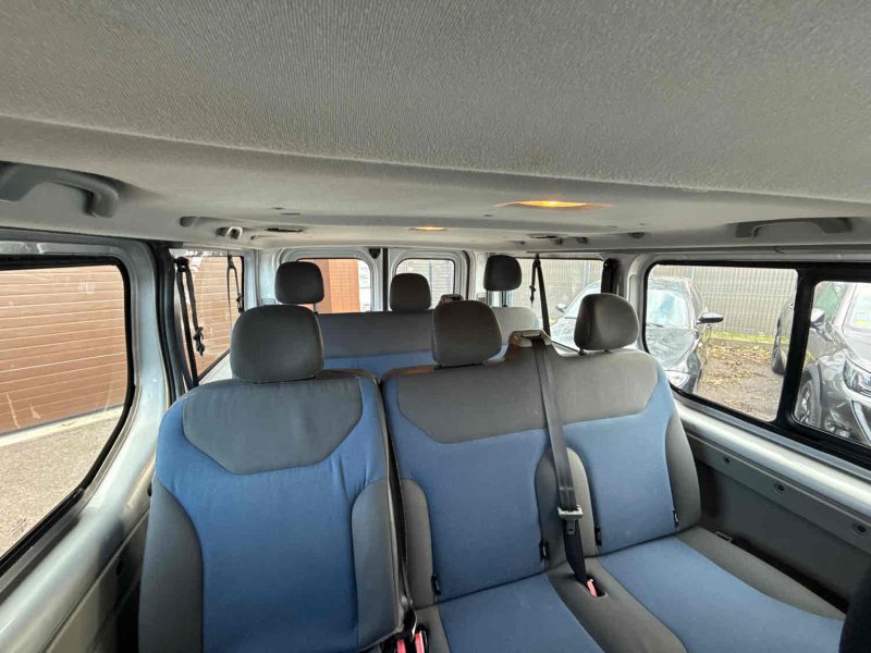 RENAULT TRAFIC  2012