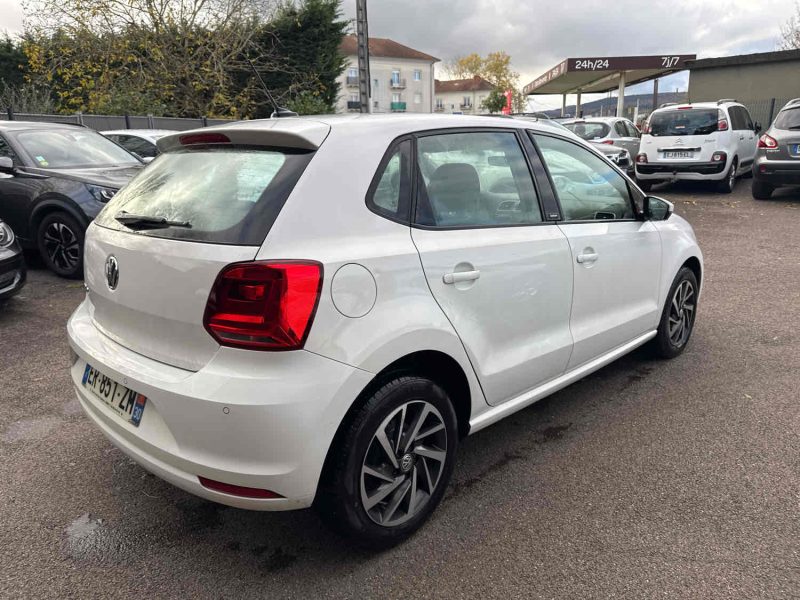 VOLKSWAGEN POLO 2017