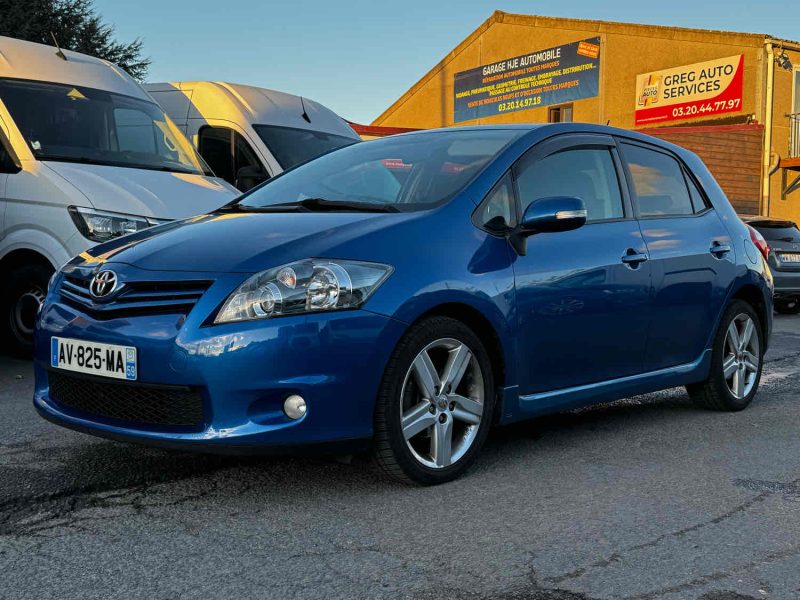 TOYOTA AURIS 2010