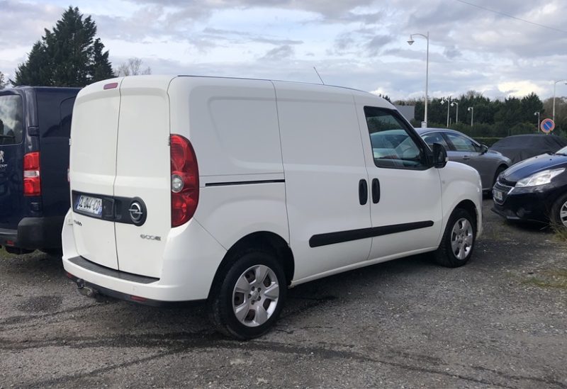 Opel combo cargo ii 90 cv garantie nationale 12 mois