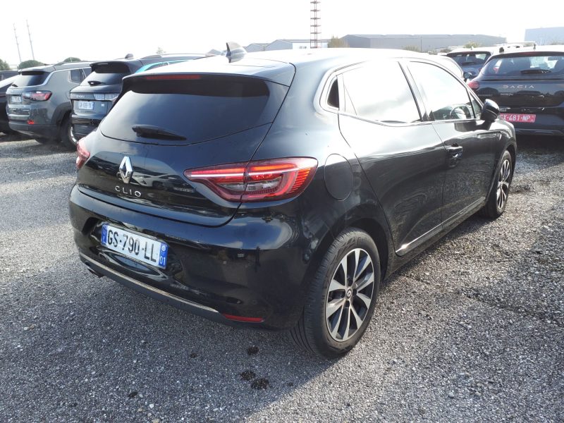 RENAULT CLIO 2023