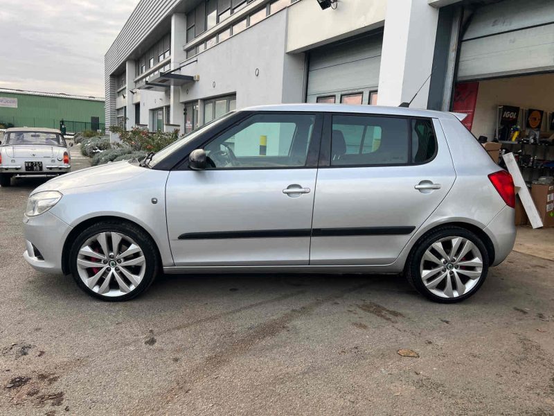 SKODA FABIA RS 1.4 TSI 180CH DSG 7 2010