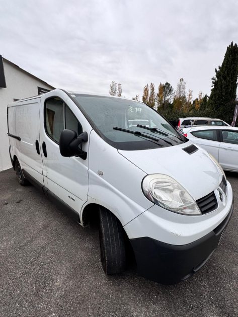 RENAULT TRAFIC 2012 L1H1 2.0 DCI 115CV