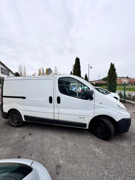 RENAULT TRAFIC 2012 L1H1 2.0 DCI 115CV