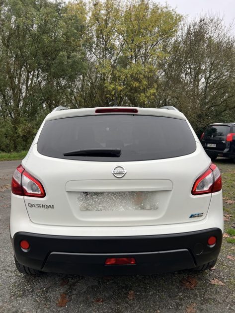 NISSAN QASHQAI 2011