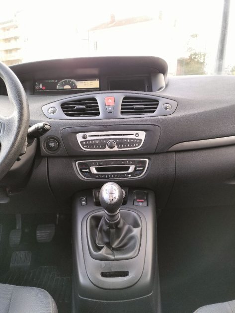 RENAULT MEGANE SCENIC 2010