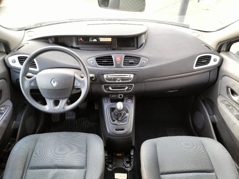 RENAULT MEGANE SCENIC 2010