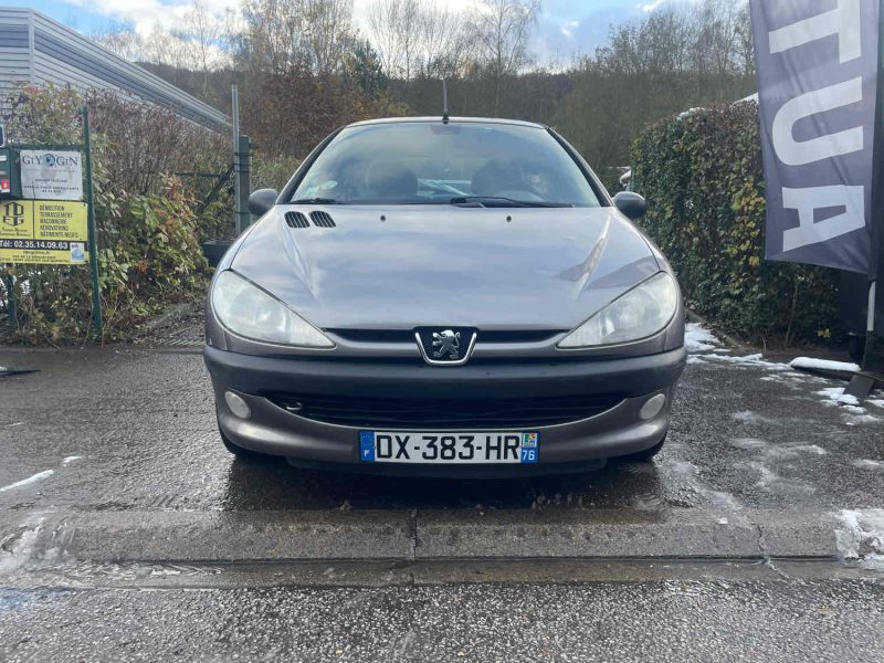 PEUGEOT 206 1.4i 75CV