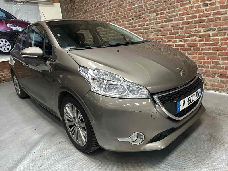 Peugeot 208 1.6 HDi 92CV Active