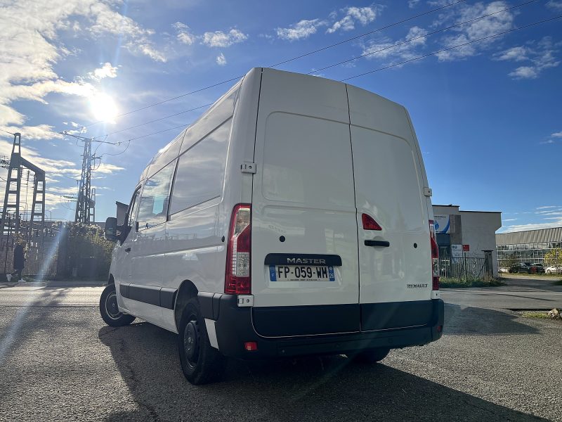 RENAULT MASTER 2020