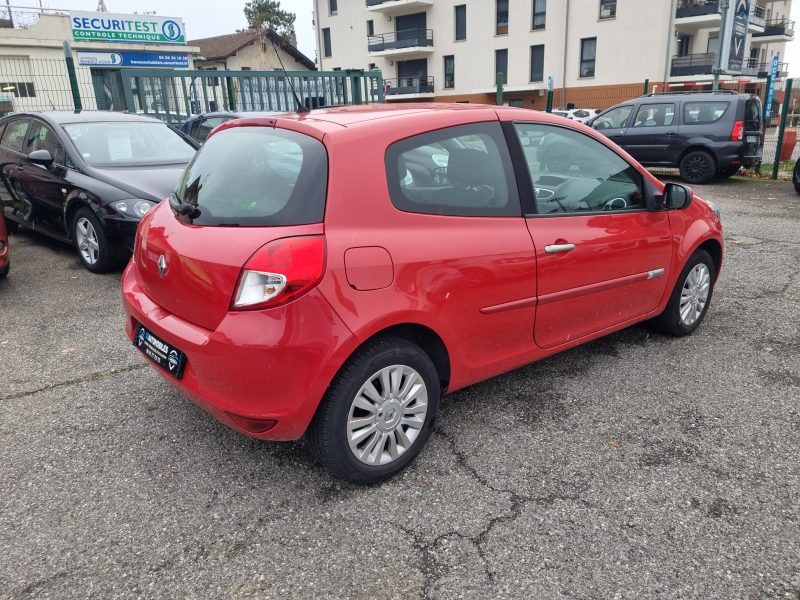 RENAULT CLIO III 1.2 16V 75 CV DYNAMIQUE