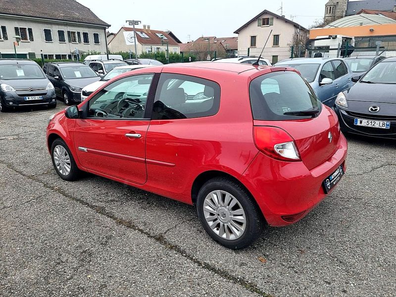 RENAULT CLIO III 1.2 16V 75 CV DYNAMIQUE