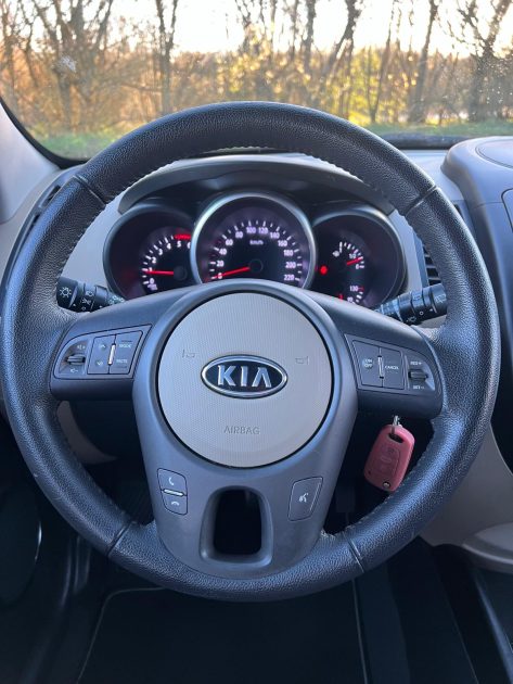 KIA SOUL 2012