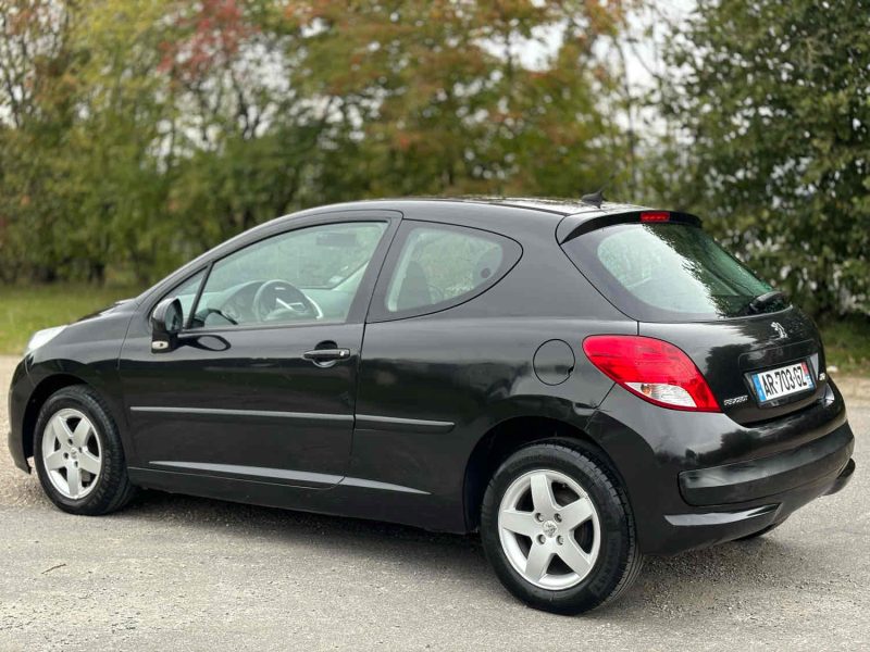 PEUGEOT 207 1.4 VTi 16V 95 cv ACTIVE