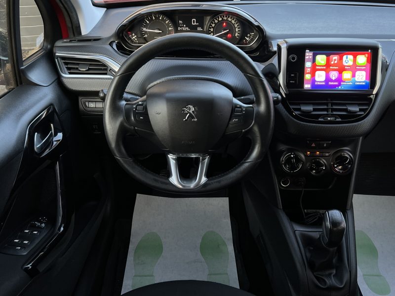 PEUGEOT 208 PHASE 2 SIGNATURE 1.2 82 Cv 1ERE MAIN / APPLE CAPRLAY & ANDROID AUTO - GARANTIE 1 AN