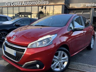 PEUGEOT 208 PHASE 2 SIGNATURE 1.2 82 Cv 1ERE MAIN / APPLE CAPRLAY & ANDROID AUTO - GARANTIE 1 AN