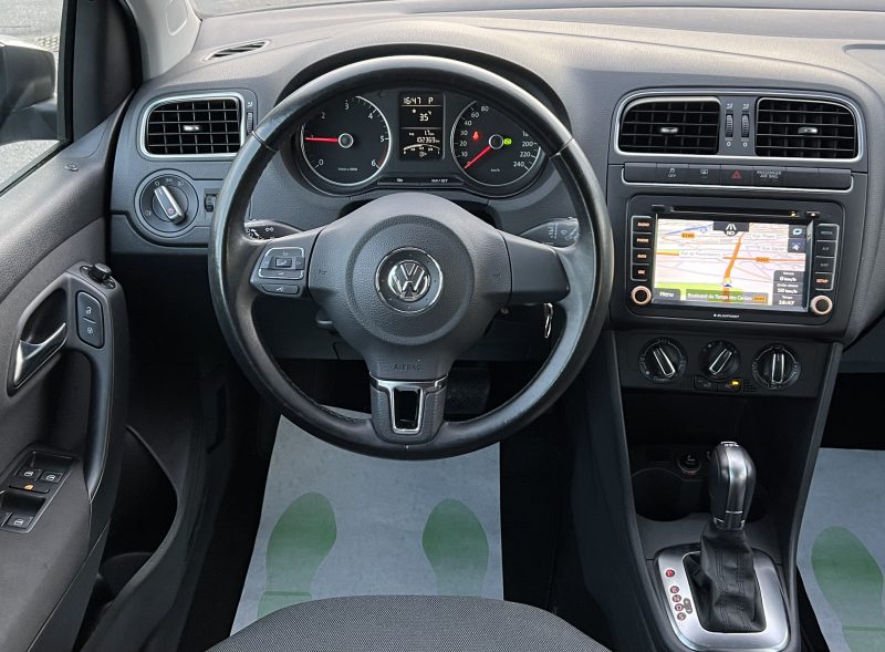 VOLKSWAGEN POLO 5 1.6 TDI 90 Cv BOITE AUTO DSG7 / BLUETOOTH REGULATEUR ECRAN TACTILE - GARANTIE 1 AN