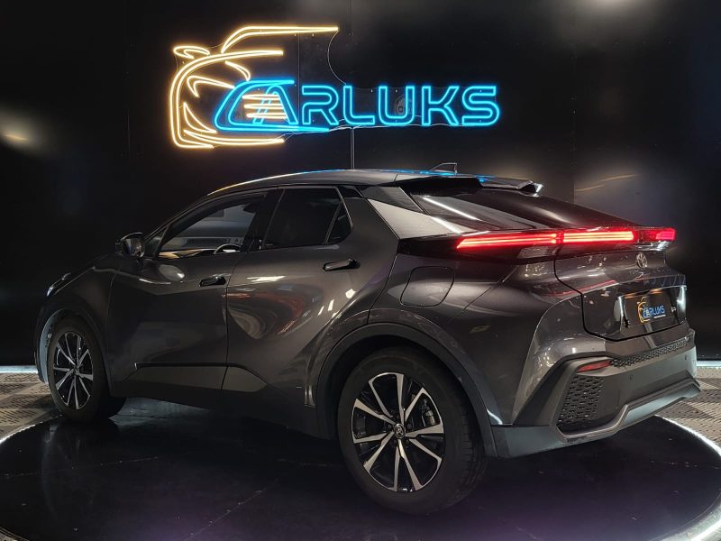 TOYOTA C-HR 1.8 140H DESIGN BUSINESS / PACK CONFORT / CARPLAY SANS FIL / SUIVI COMPLET TOYOTA