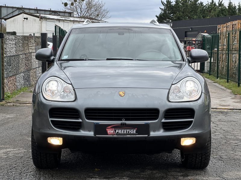 PORSCHE CAYENNE 2004