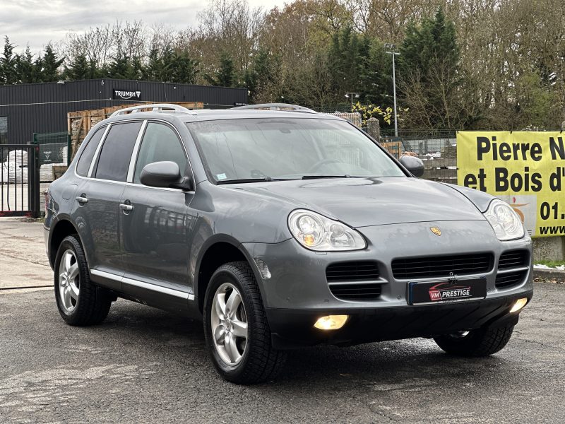 PORSCHE CAYENNE 2004