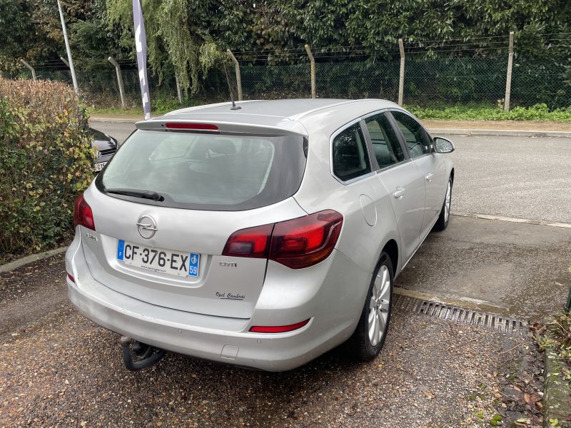 OPEL ASTRA SPORTS TOURER 1.7CDTI 110CV