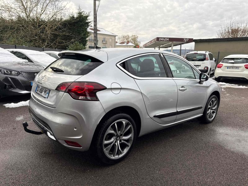 CITROEN DS4 2012